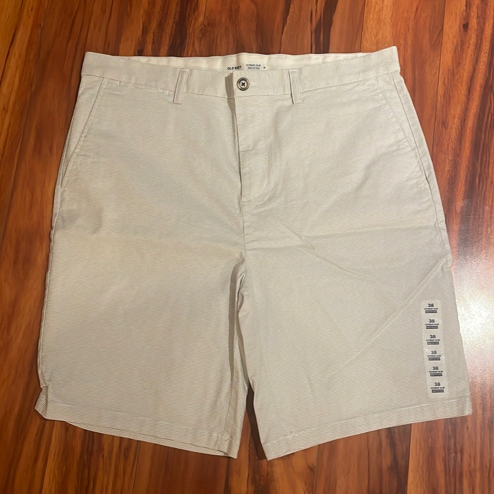 Men’s Khaki Short